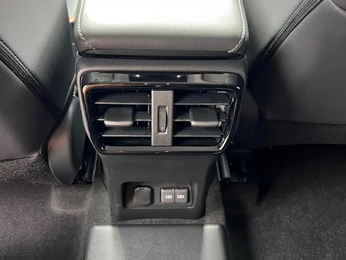 Lexus NX PHEV 2024 400h+ Comfort Edition — миниатюра 14