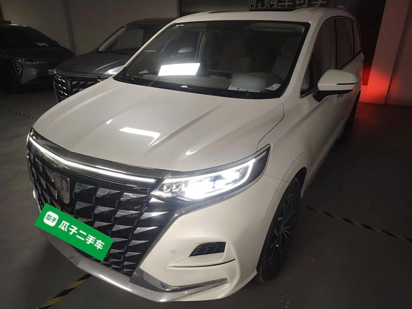 Roewe iMAX8 New Energy 2022 Golden Edition — миниатюра 1