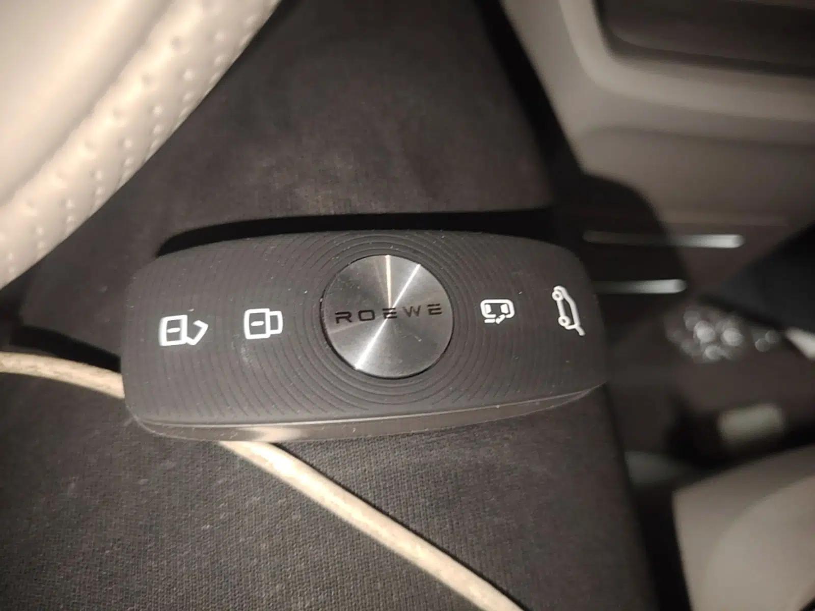 Roewe iMAX8 New Energy 2022 Golden Edition — миниатюра 12