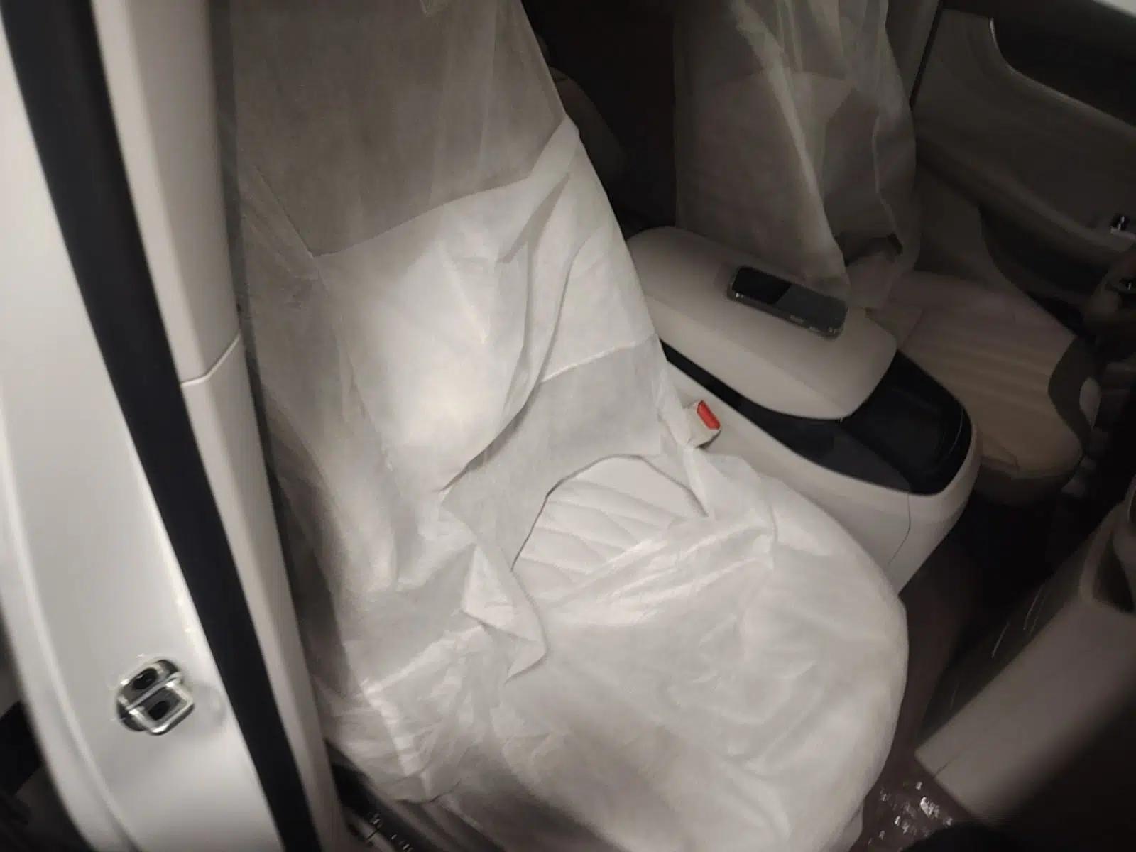 Roewe iMAX8 New Energy 2022 Golden Edition — миниатюра 23