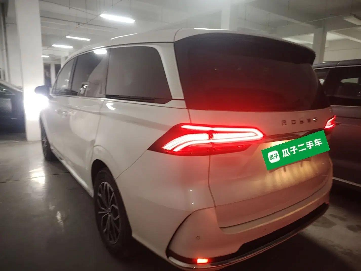 Roewe iMAX8 New Energy 2022 Golden Edition — миниатюра 4