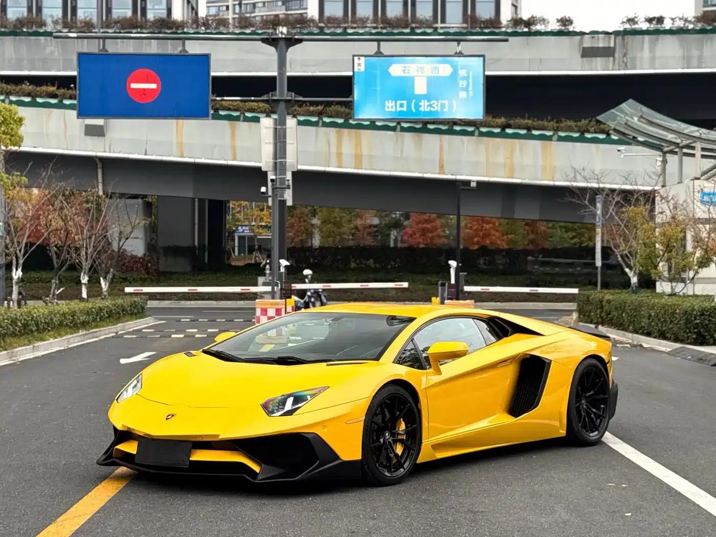 2011 Aventador LP 700-4 — миниатюра 3