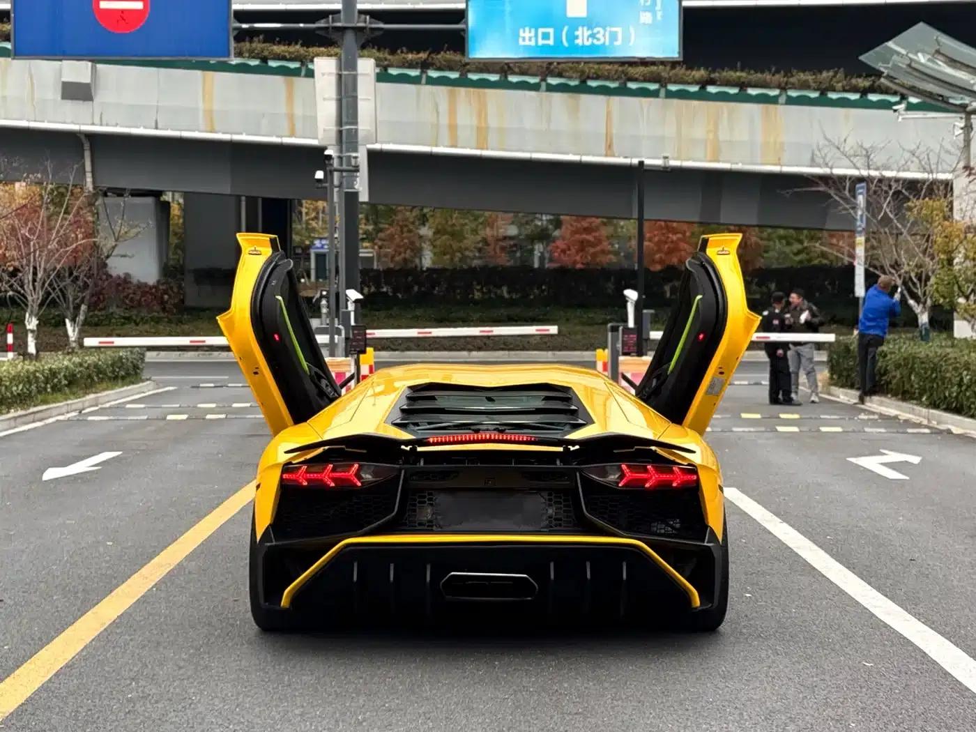 2011 Aventador LP 700-4 — миниатюра 7