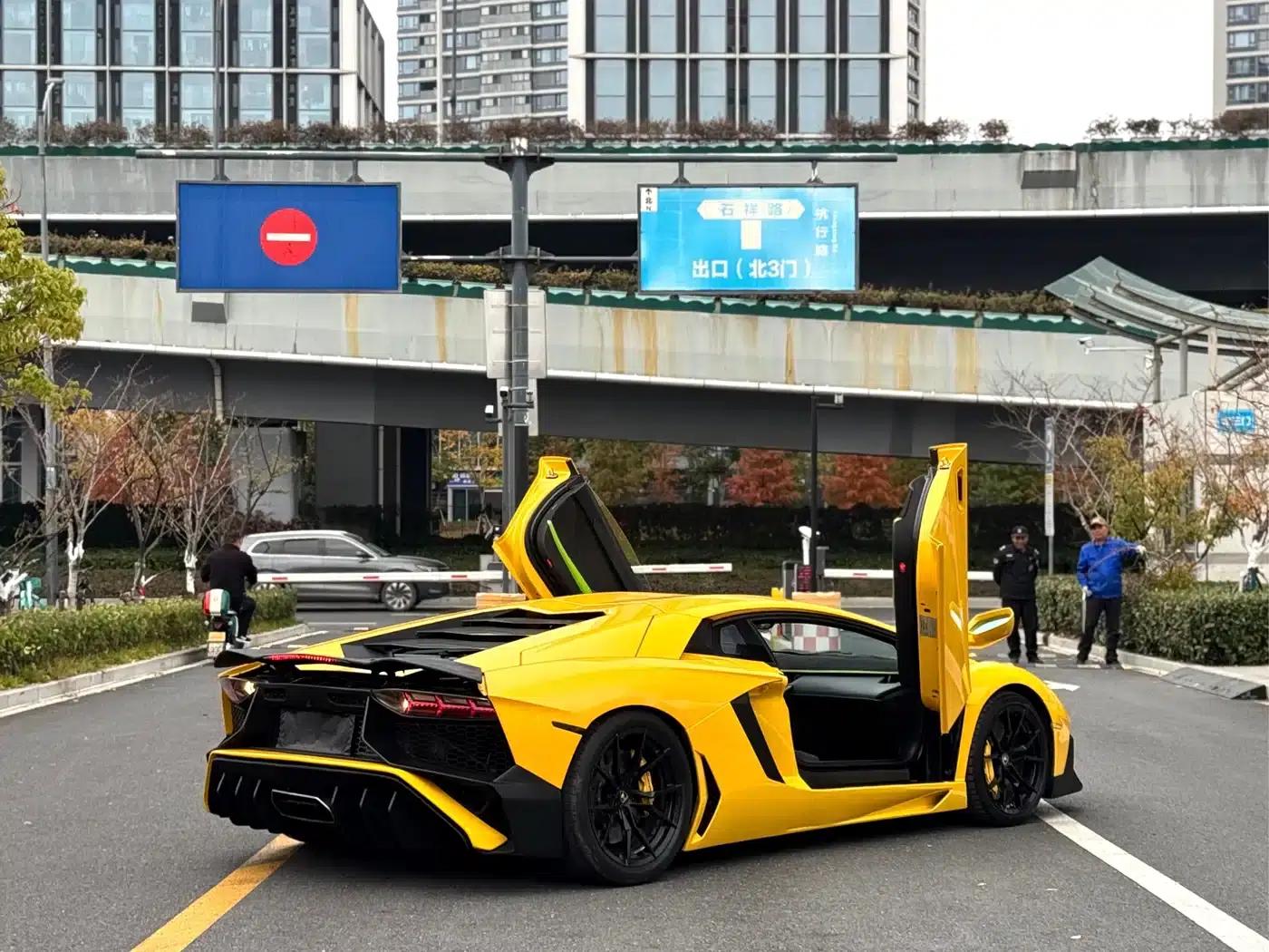 2011 Aventador LP 700-4 — миниатюра 8