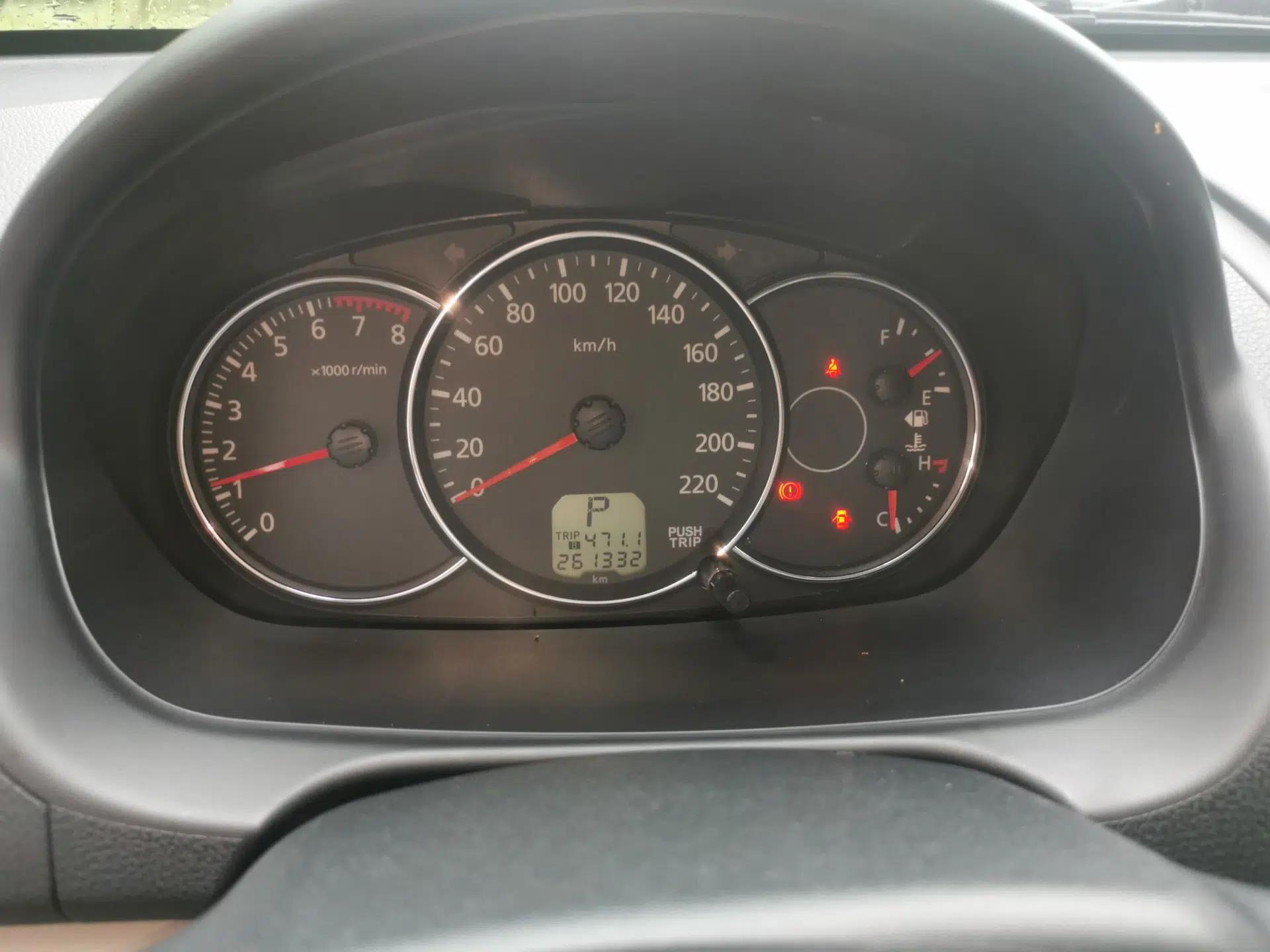 Mitsubishi Pajero Sport 2013 3.0L Automatic Two-Wheel Drive Luxury Edition — миниатюра 12