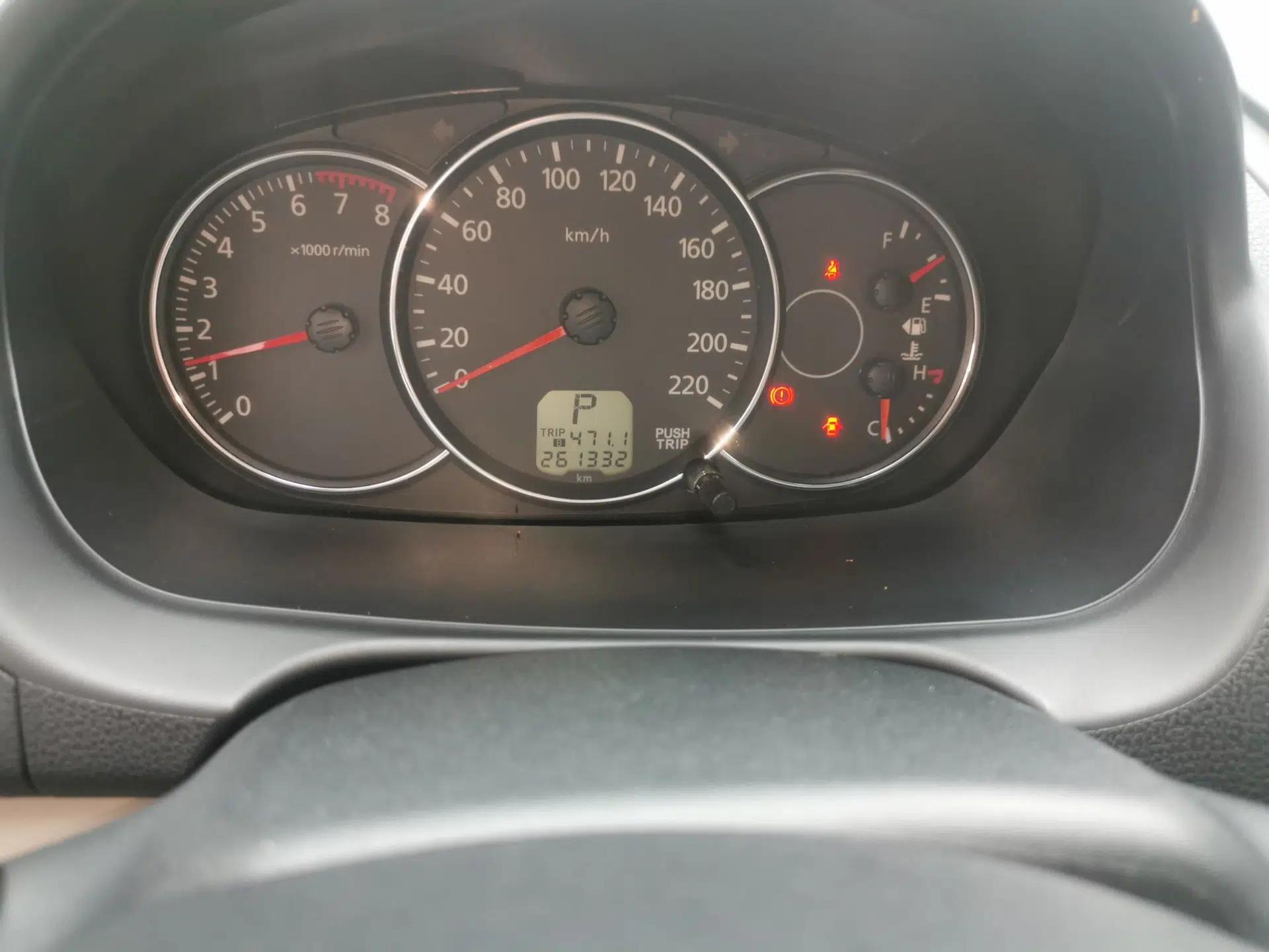 Mitsubishi Pajero Sport 2013 3.0L Automatic Two-Wheel Drive Luxury Edition — миниатюра 13