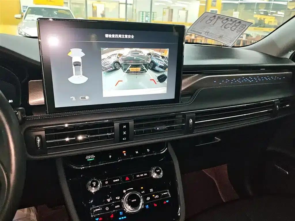 Adventurer New Energy 2021 PHEV AWD e-Elegant Edition — миниатюра 9