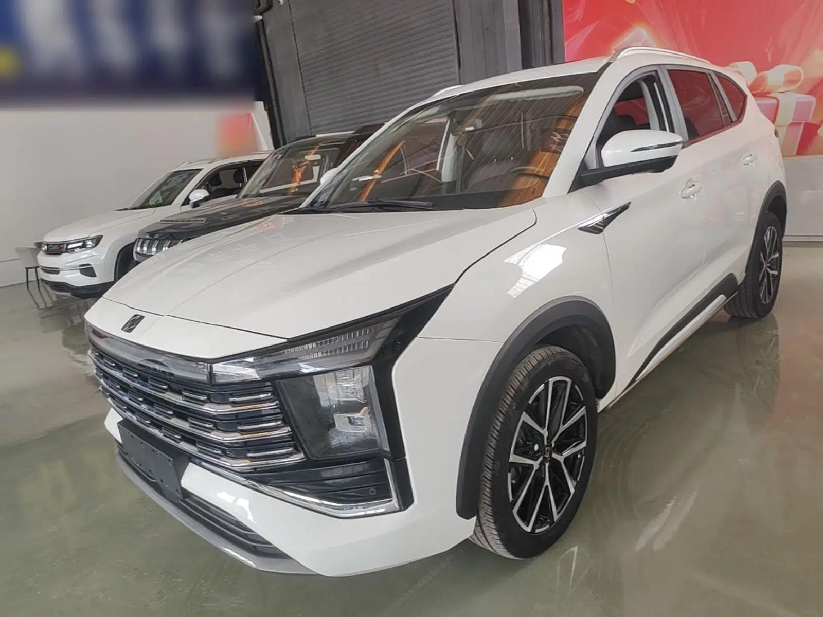 SOL X8 PLUS 2023 1.5 TGDI DCT Smart Edition 7-Seater — миниатюра 1