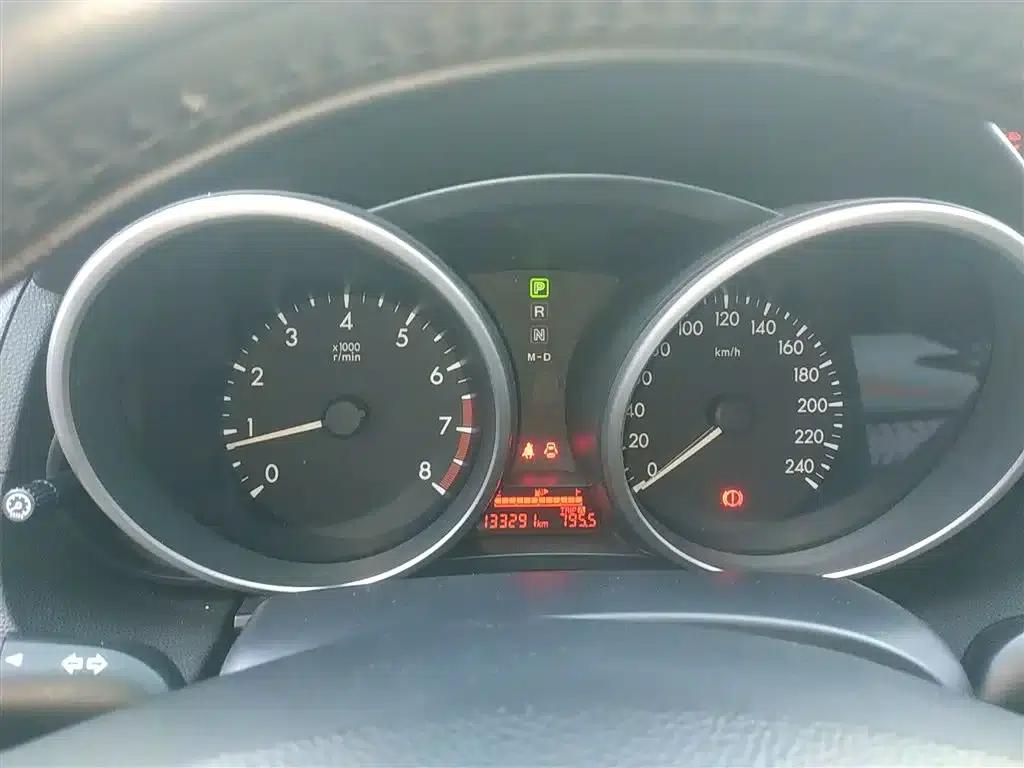 Mazda 5 2013 2.0L Automatic Luxury — миниатюра 12