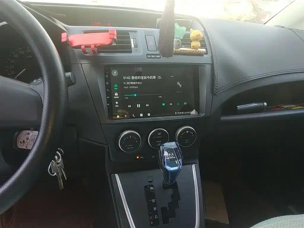 Mazda 5 2013 2.0L Automatic Luxury — миниатюра 13