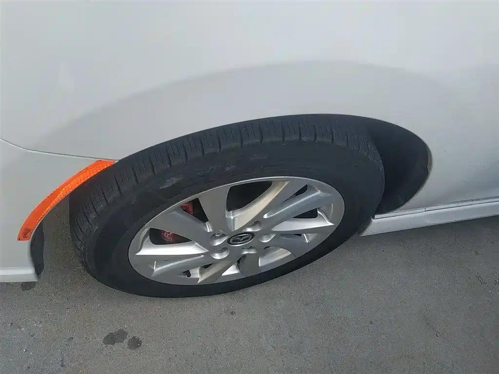 Mazda 5 2013 2.0L Automatic Luxury — миниатюра 23