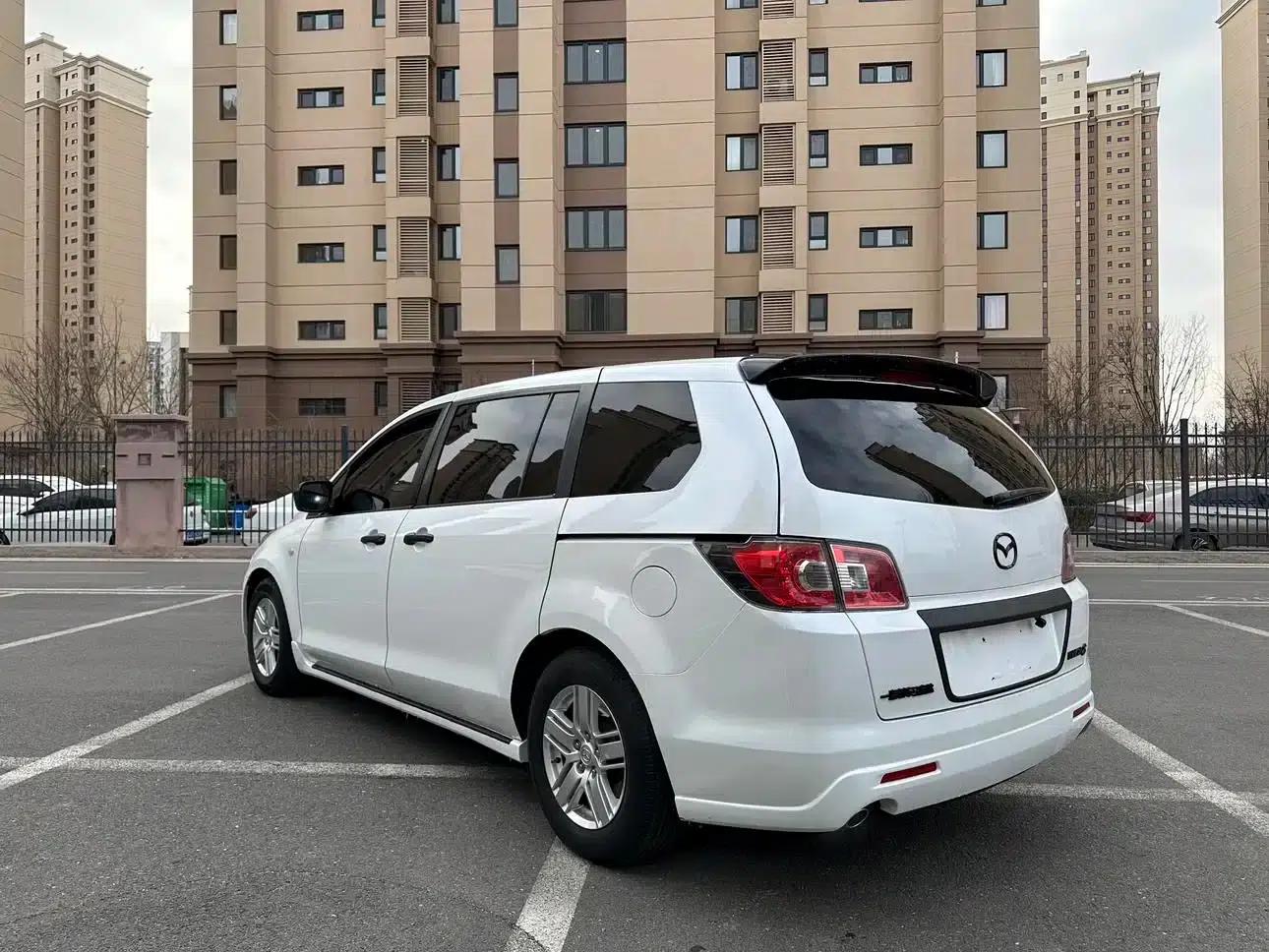 Mazda 8 2011 2.3L Elite Edition — миниатюра 9