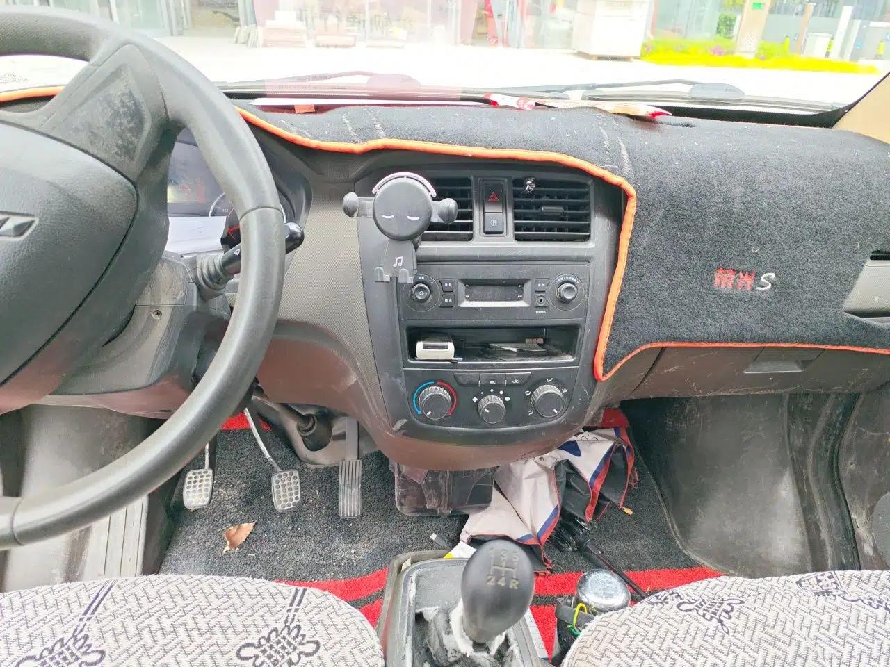 Wuling Rongguang Small Truck 2021 1.2L Base Single-Row LSI — миниатюра 14