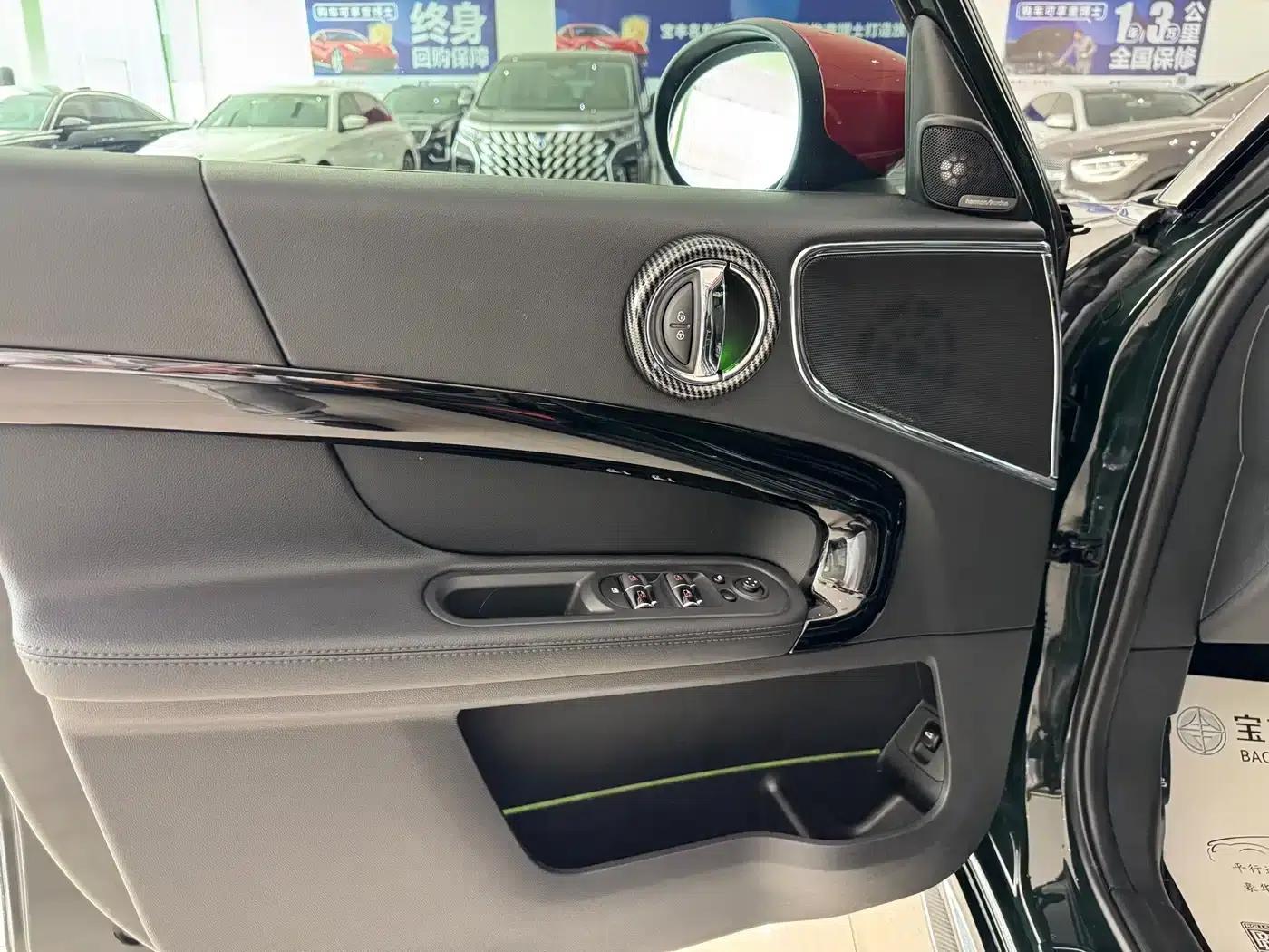 MINI JCW COUNTRYMAN 2022 2.0T JOHN COOPER WORKS A — миниатюра 6