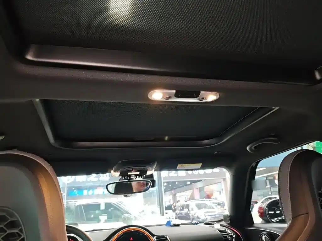 MINI JCW CLUBMAN 2021 2.0T JOHN COOPER WORKS ALL-IN — миниатюра 18