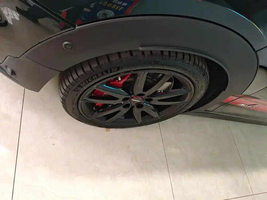 MINI JCW CLUBMAN 2021 2.0T JOHN COOPER WORKS ALL-IN — миниатюра 23