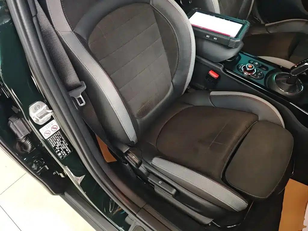 MINI JCW CLUBMAN 2021 2.0T JOHN COOPER WORKS ALL-IN — миниатюра 25