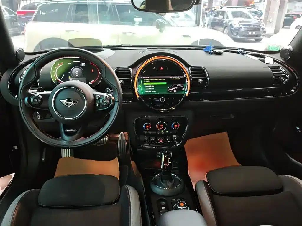 MINI JCW CLUBMAN 2021 2.0T JOHN COOPER WORKS ALL-IN — миниатюра 10