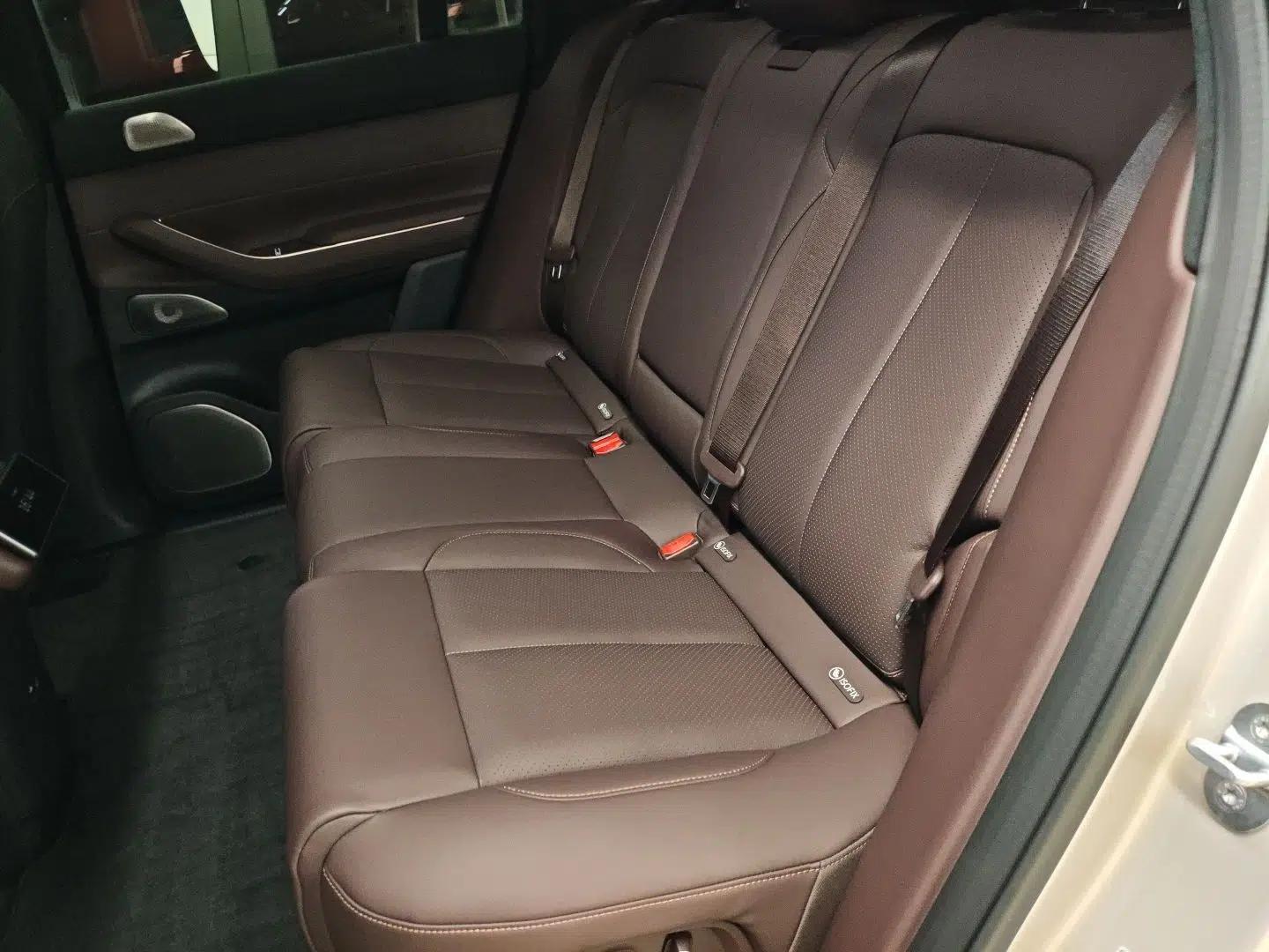 Nio EC7 2023 75 kWh — миниатюра 20