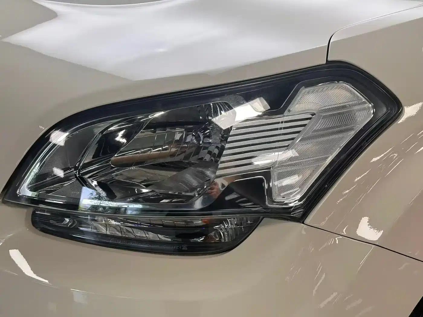2010 Volkswagen Soul 1.6L AT GLS — миниатюра 7