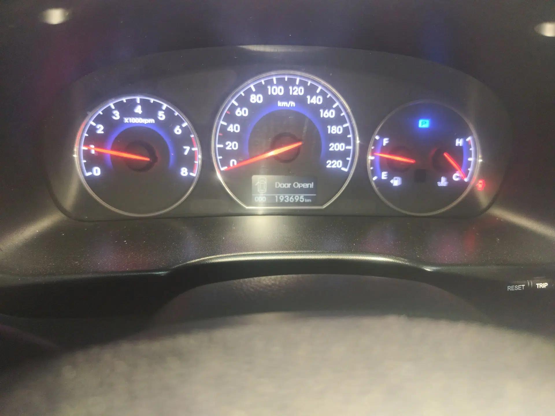 Hyundai Santa Fe Classic 2012 2.4 Comfort Edition 7-Seater Four-Wheel Drive — миниатюра 13