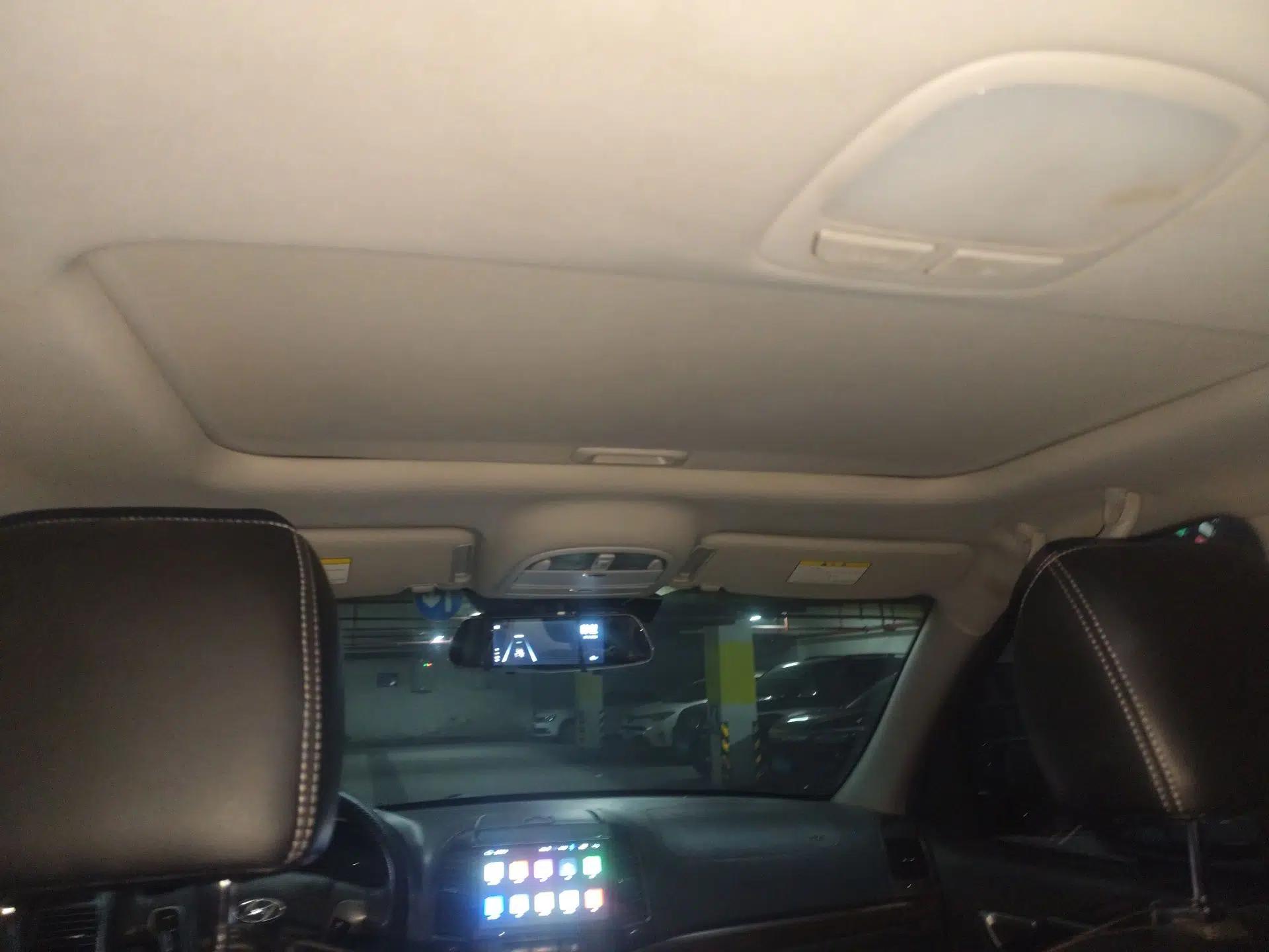 Hyundai Santa Fe Classic 2012 2.4 Comfort Edition 7-Seater Four-Wheel Drive — миниатюра 19