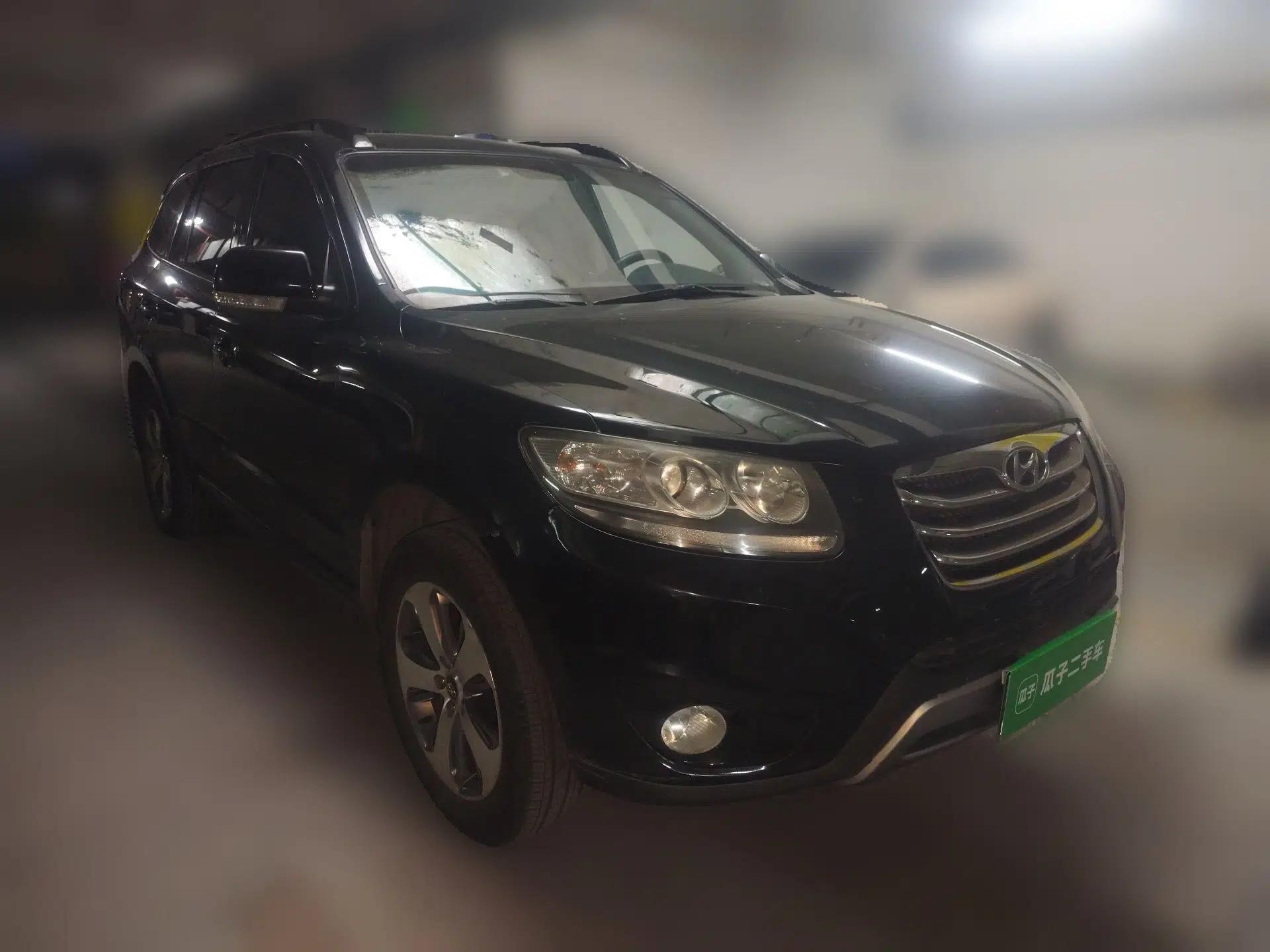 Hyundai Santa Fe Classic 2012 2.4 Comfort Edition 7-Seater Four-Wheel Drive — миниатюра 3