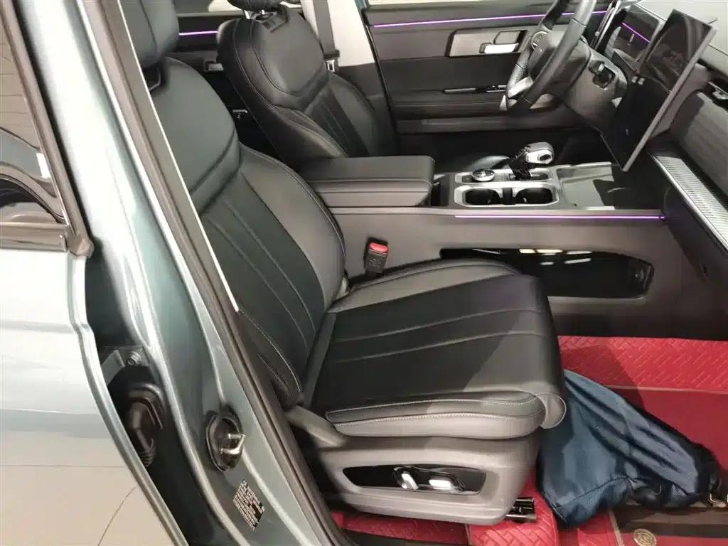 Explore 06 2023 Urban Edition 1.6T 2WD Luxury — миниатюра 25