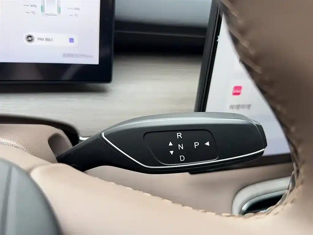 Chery Tiggo 8 PLUS C-DM 2025 1.5T 116km/h Premium 5-seater — миниатюра 11