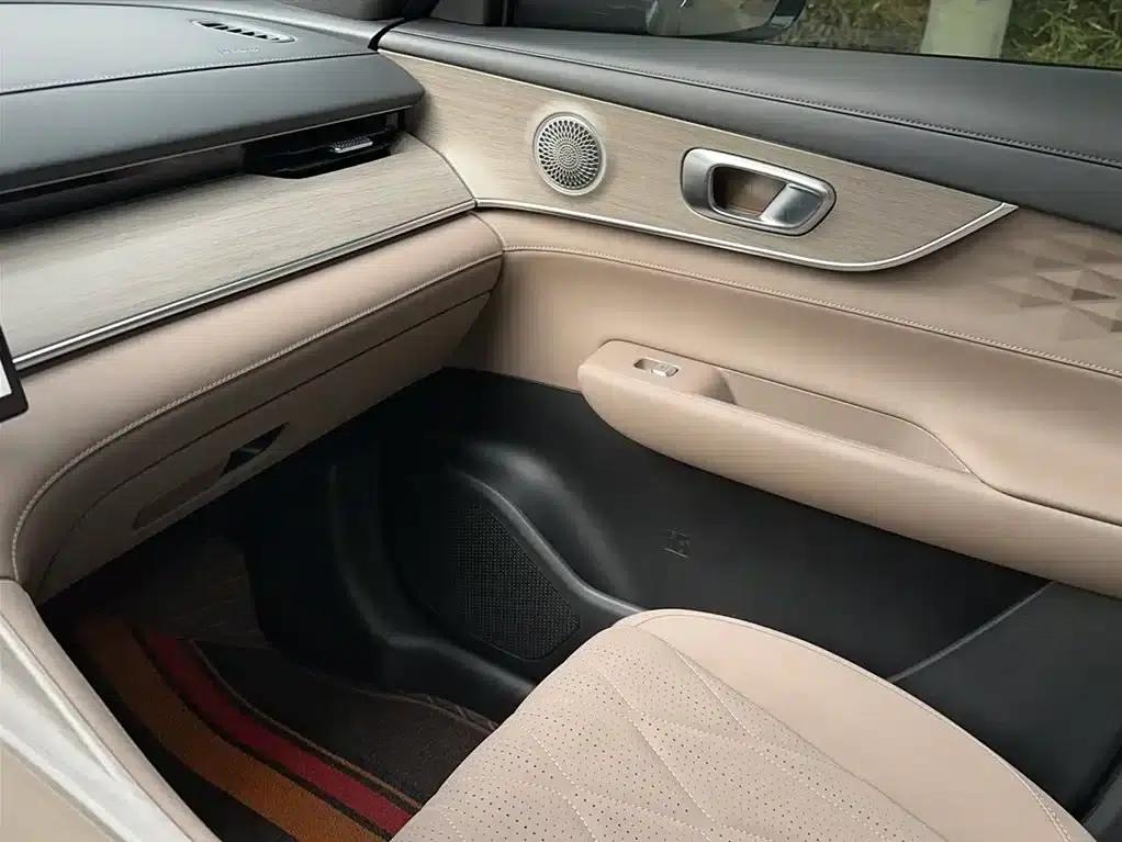 Chery Tiggo 8 PLUS C-DM 2025 1.5T 116km/h Premium 5-seater — миниатюра 23