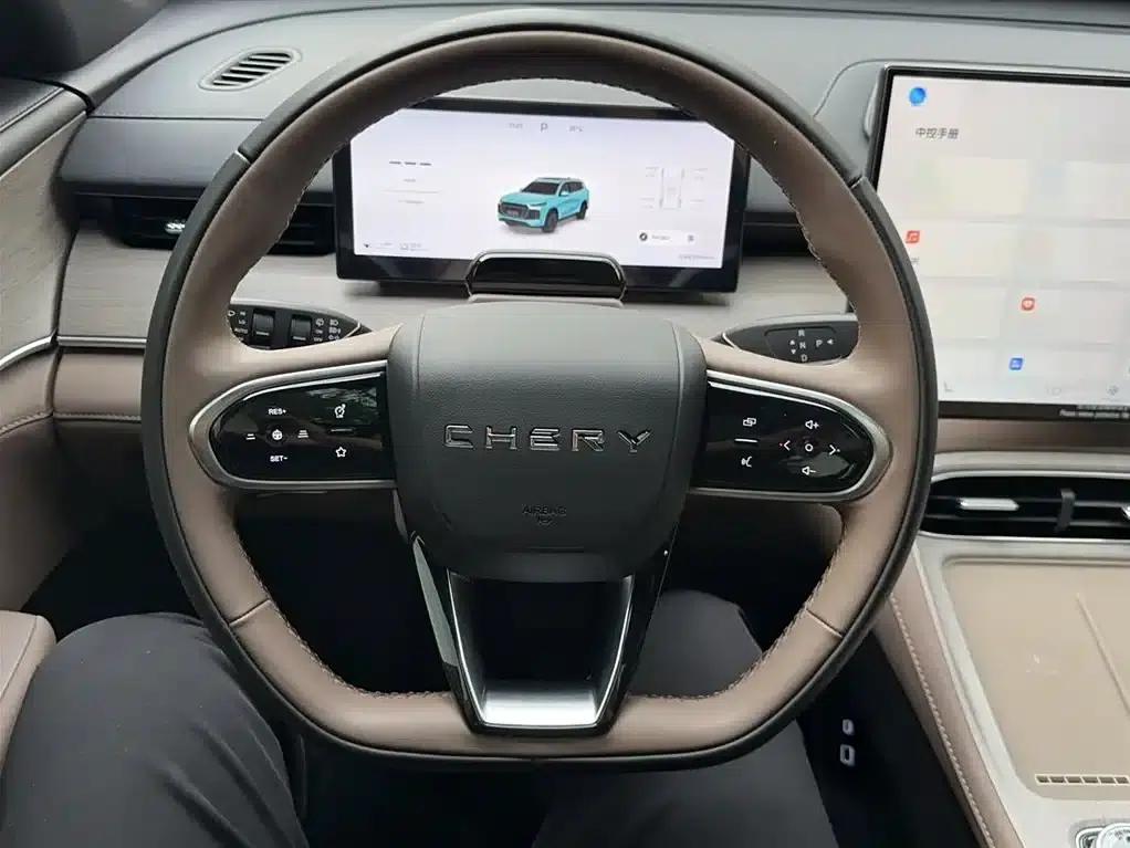 Chery Tiggo 8 PLUS C-DM 2025 1.5T 116km/h Premium 5-seater — миниатюра 7