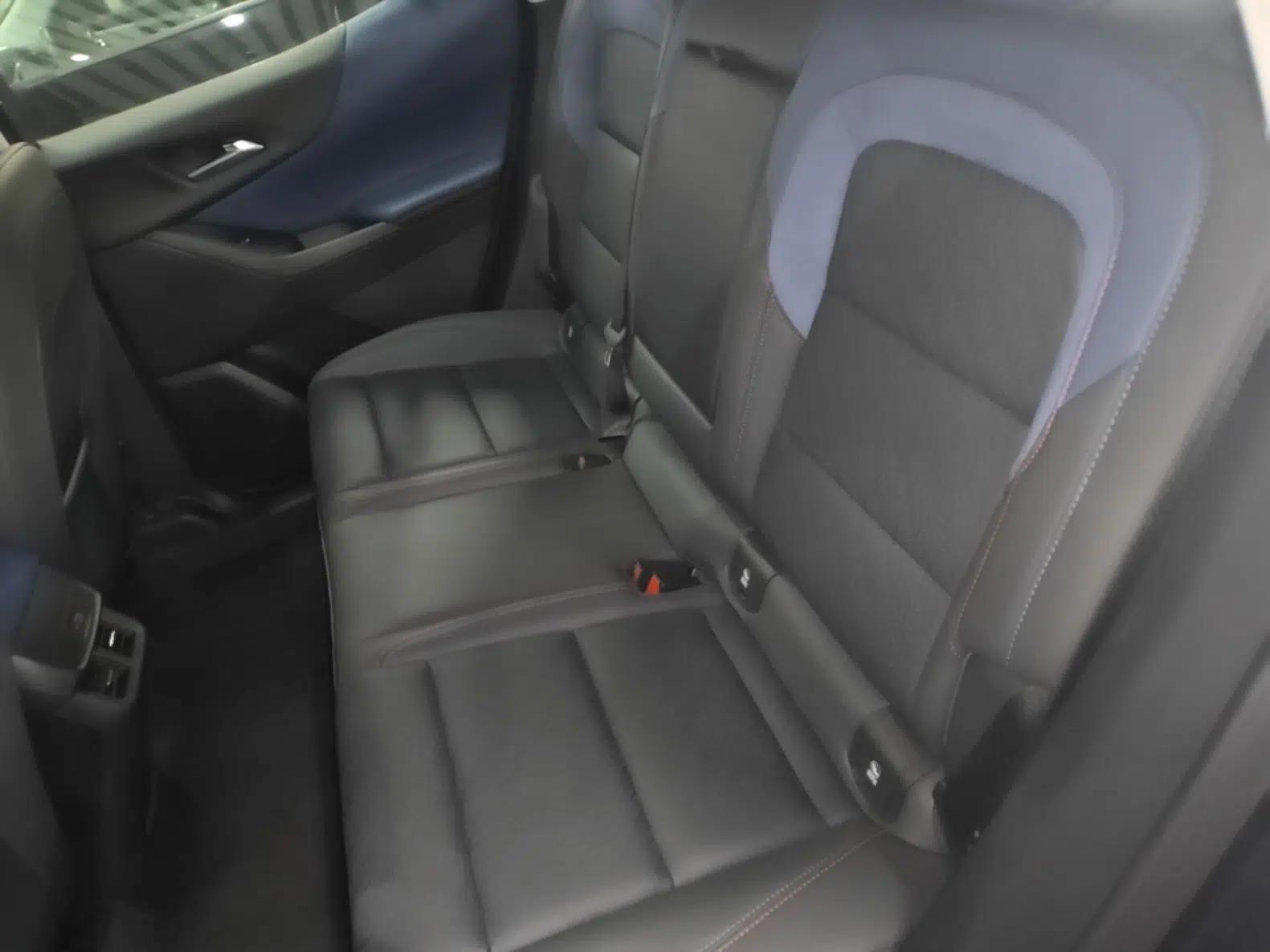 Chevrolet Equinox Plus 2024 102km RS Ultimate Edition — миниатюра 20