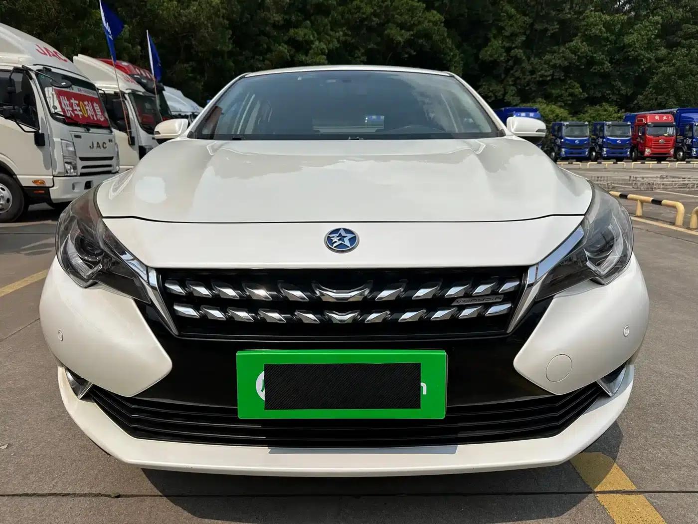 Venucia T90 2018 2.0L CVT Smart Fashion Edition (National V Emission Standard) — миниатюра 2