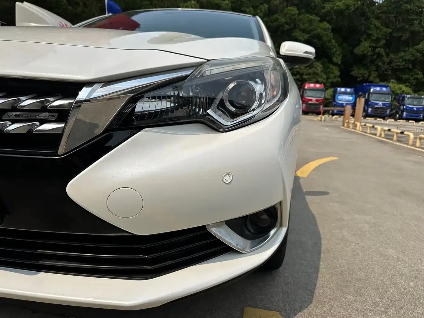 Venucia T90 2018 2.0L CVT Smart Fashion Edition (National V Emission Standard) — миниатюра 14