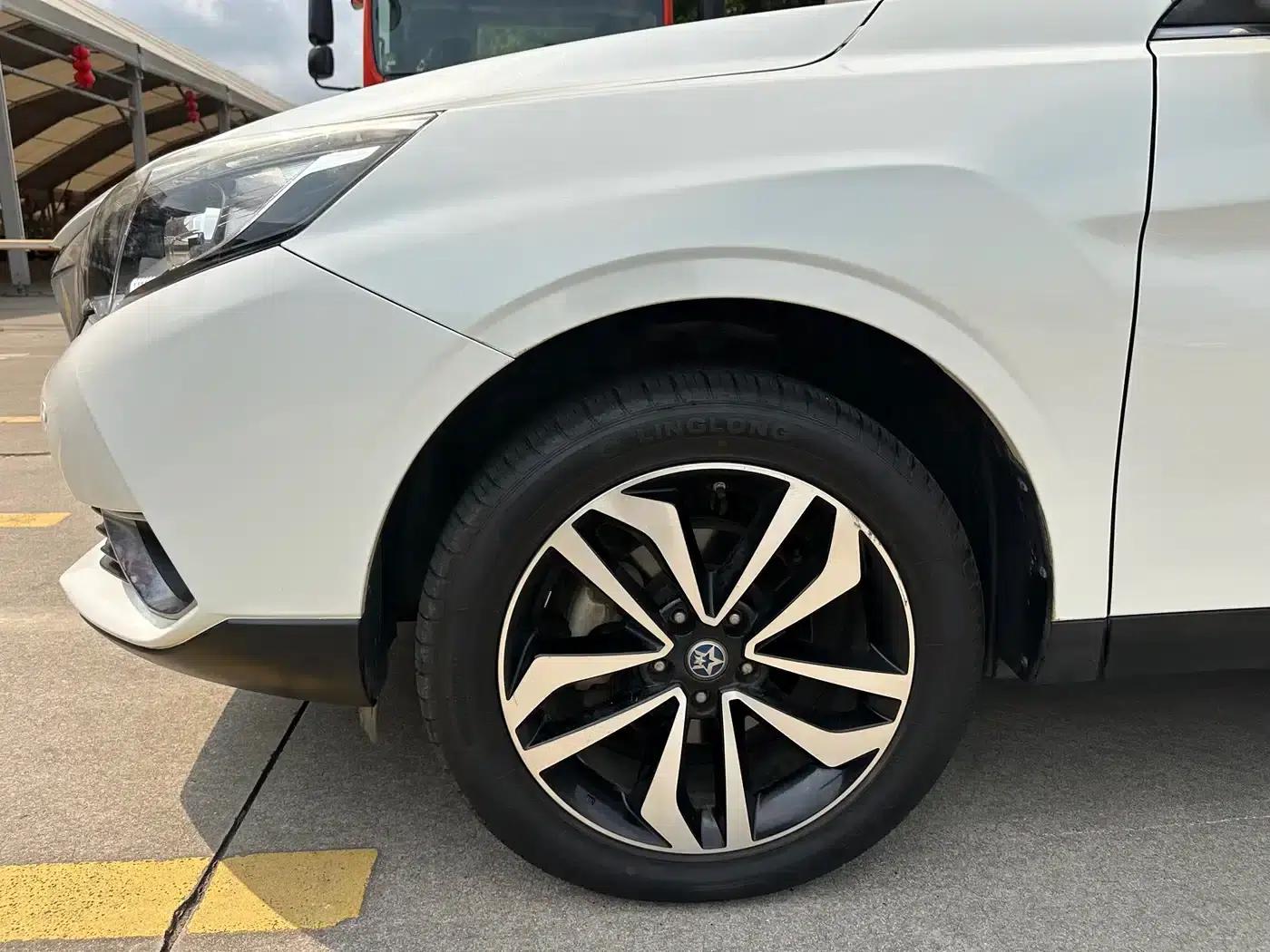 Venucia T90 2018 2.0L CVT Smart Fashion Edition (National V Emission Standard) — миниатюра 15