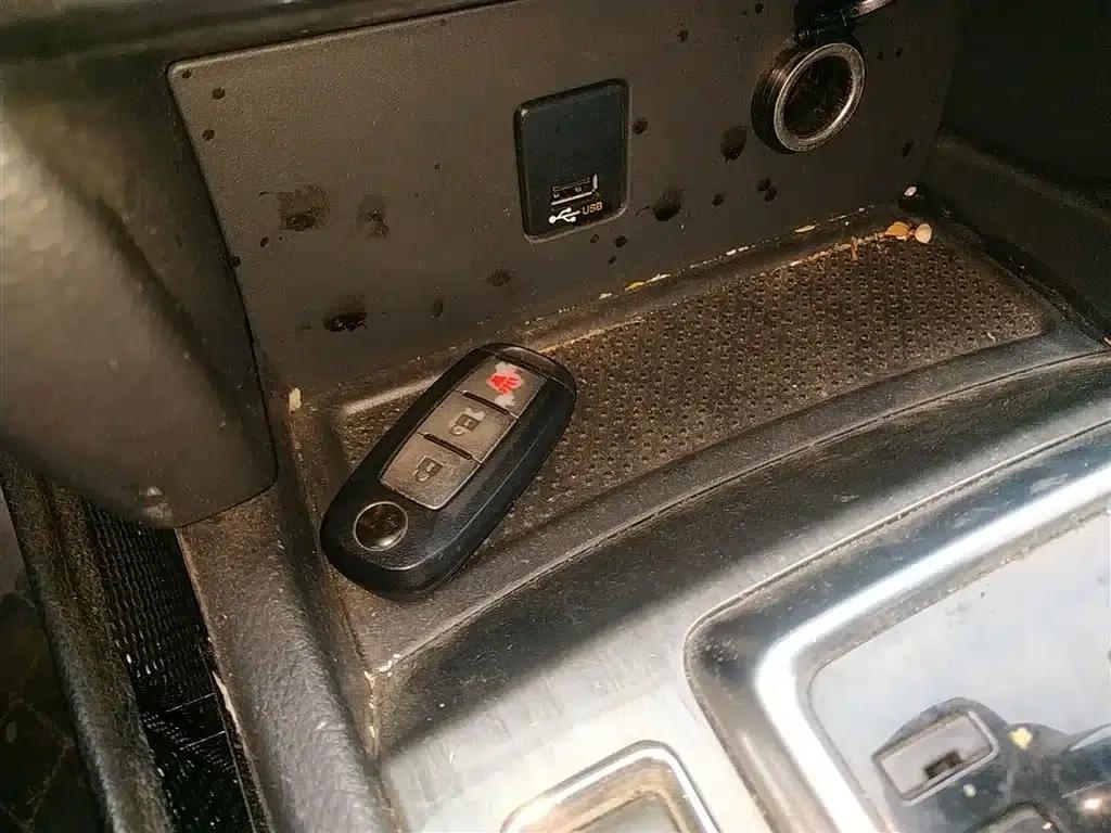 Venucia T90 2018 2.0L CVT Smart Connect Smart Edition (National VI Emission Standard) — миниатюра 9