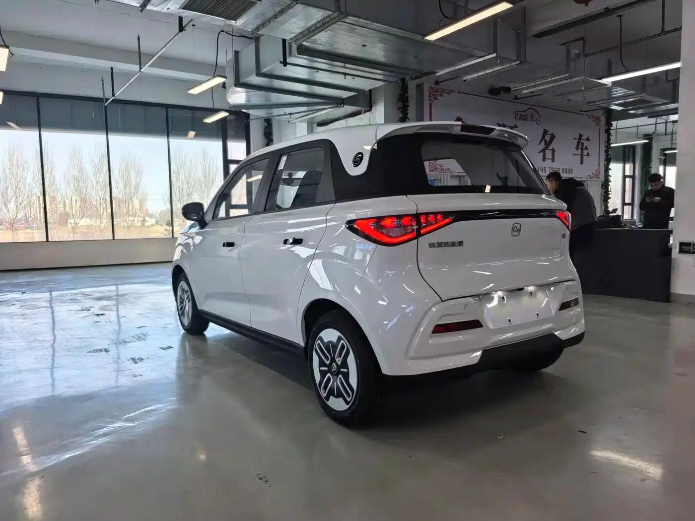 Domi 2025 Model 305km Comfort Edition — миниатюра 8