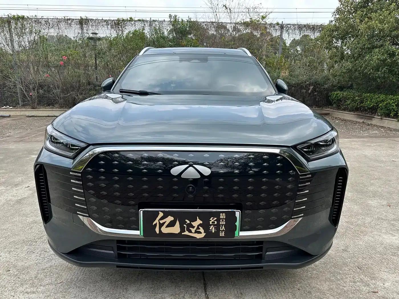 Fengyun T8 2025 1.5T 130km Premium Edition 5-seater — миниатюра 2