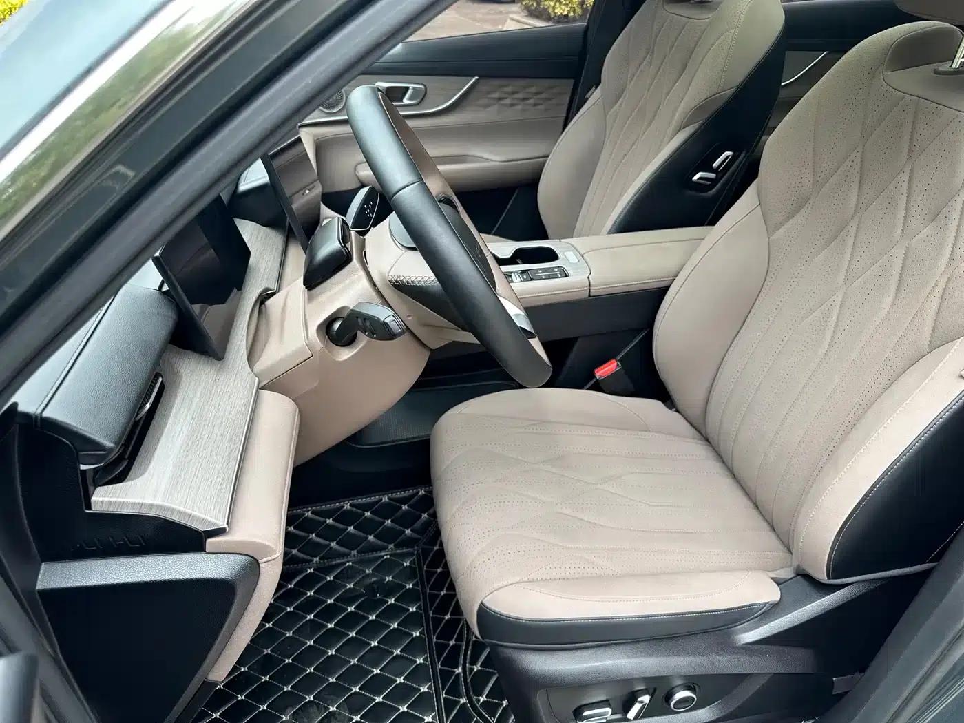 Fengyun T8 2025 1.5T 130km Premium Edition 5-seater — миниатюра 29