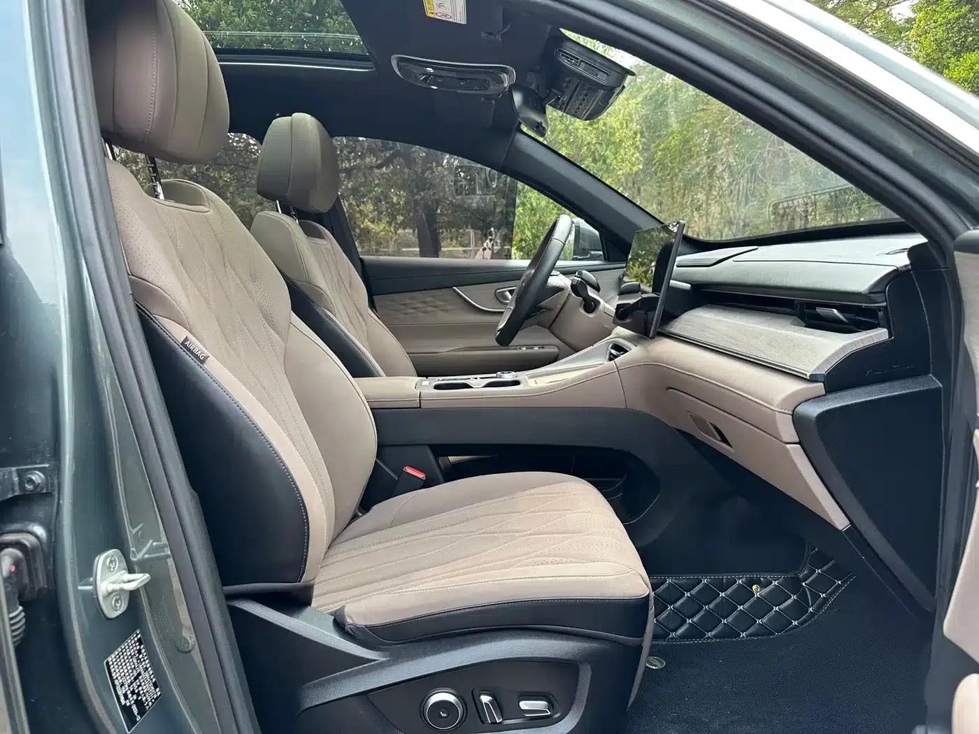 Fengyun T8 2025 1.5T 130km Premium Edition 5-seater — миниатюра 30