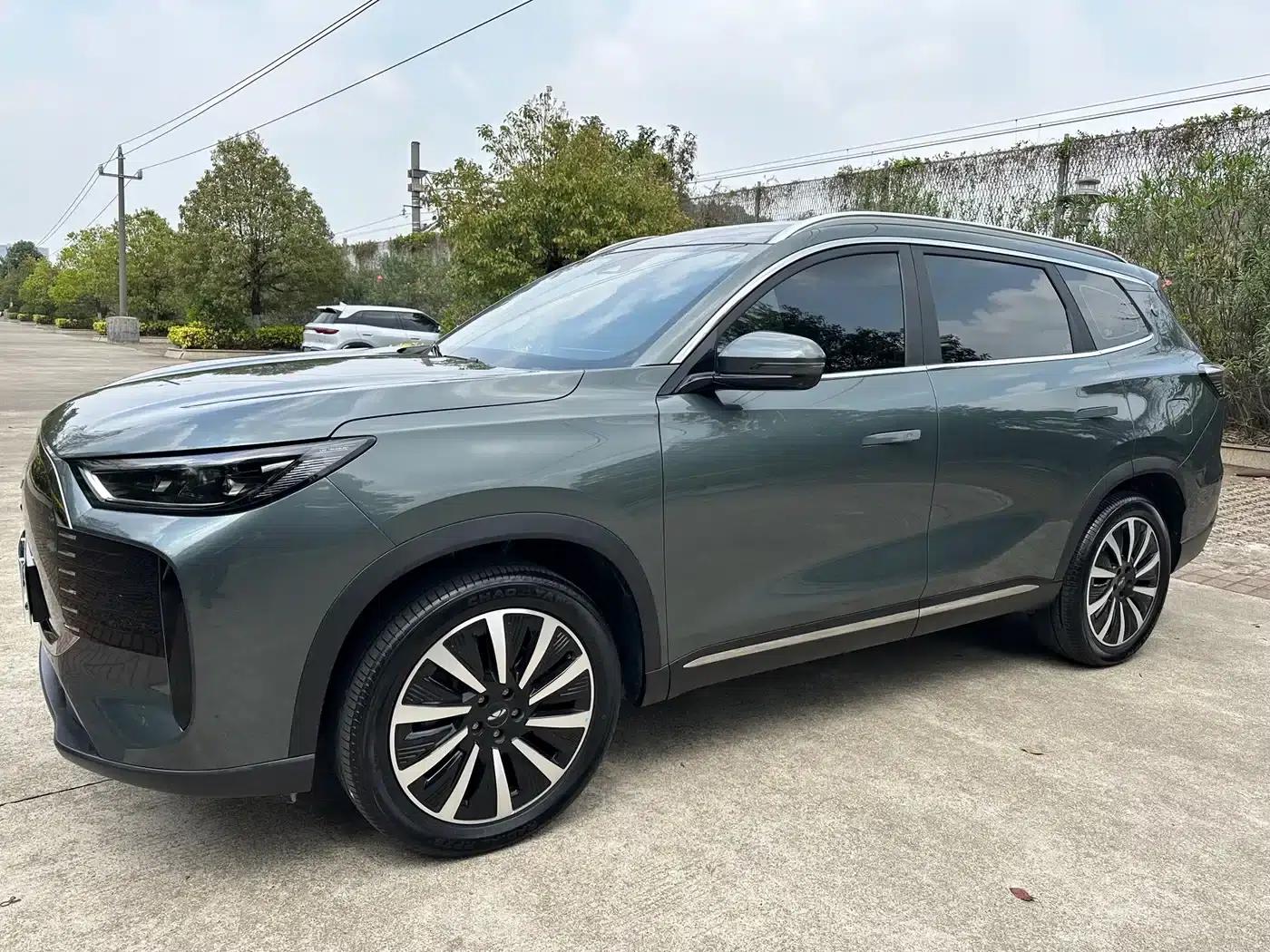 Fengyun T8 2025 1.5T 130km Premium Edition 5-seater — миниатюра 4