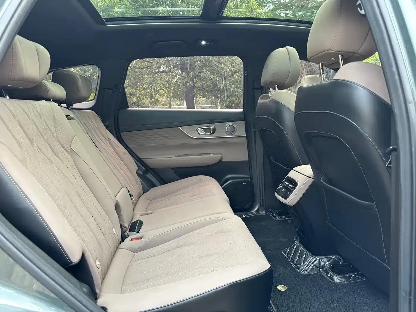 Fengyun T8 2025 1.5T 130km Premium Edition 5-seater — миниатюра 41