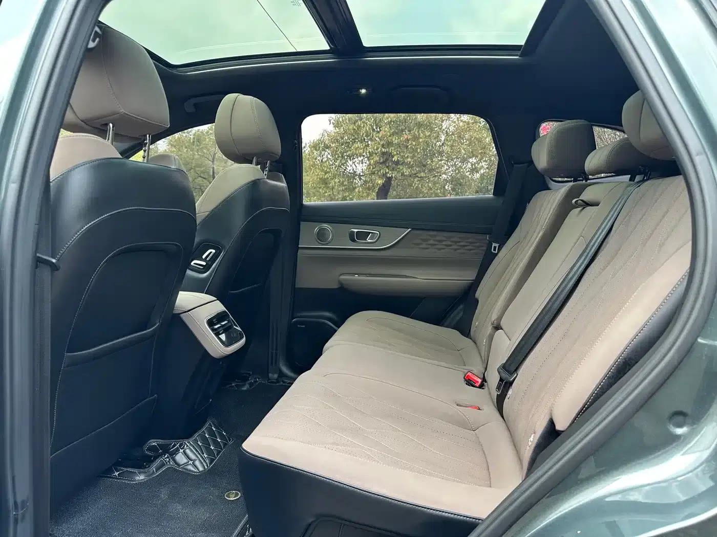 Fengyun T8 2025 1.5T 130km Premium Edition 5-seater — миниатюра 42