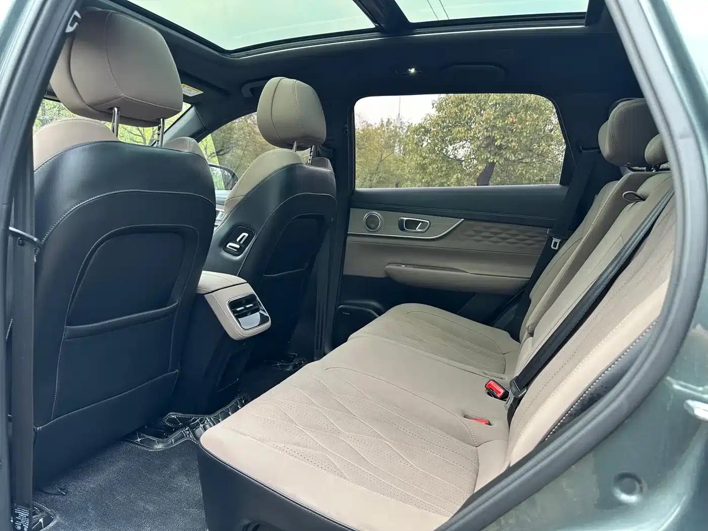 Fengyun T8 2025 1.5T 130km Premium Edition 5-seater — миниатюра 45