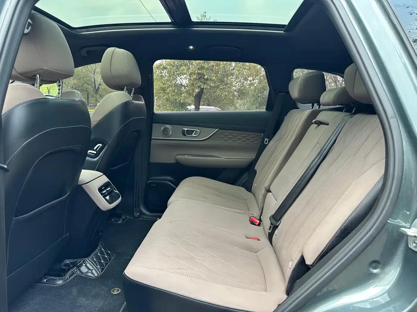 Fengyun T8 2025 1.5T 130km Premium Edition 5-seater — миниатюра 46