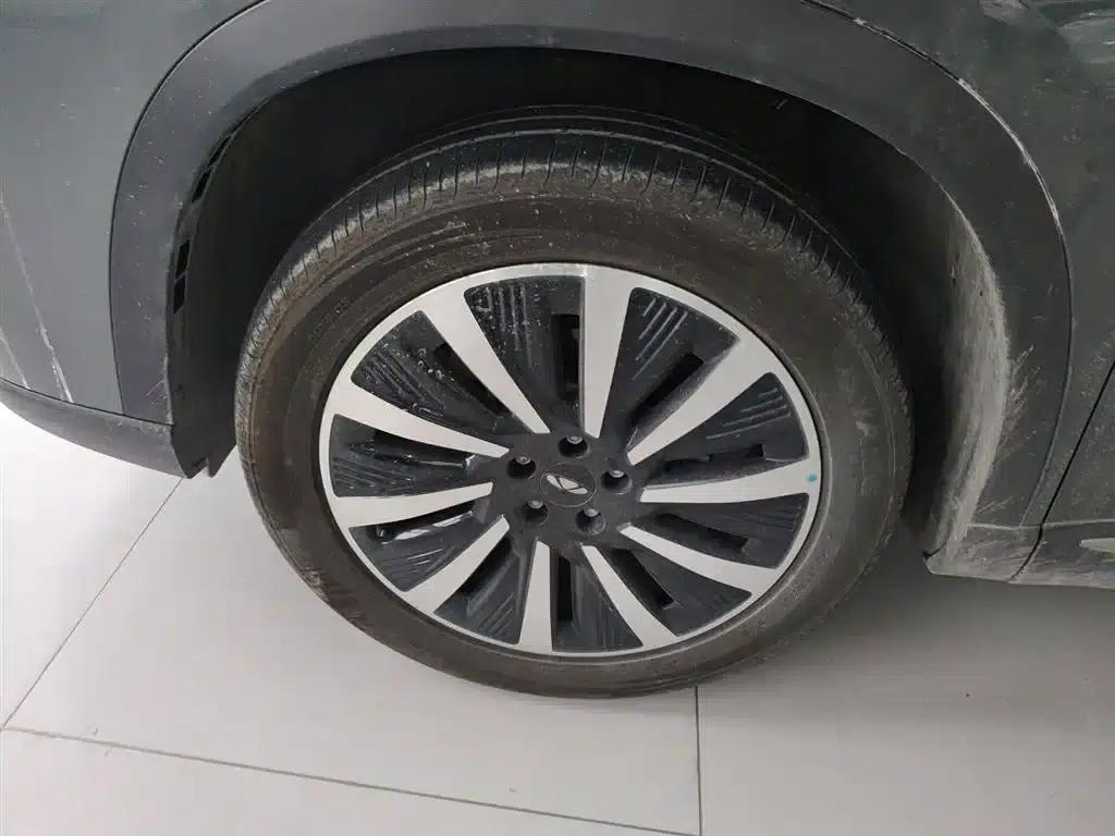 Fengyun T8 2025 1.5T 130km Premium Edition 5-seater — миниатюра 25
