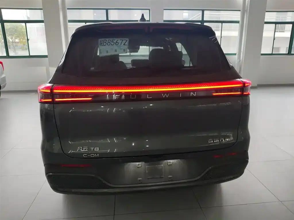 Fengyun T8 2025 1.5T 130km Premium Edition 5-seater — миниатюра 4