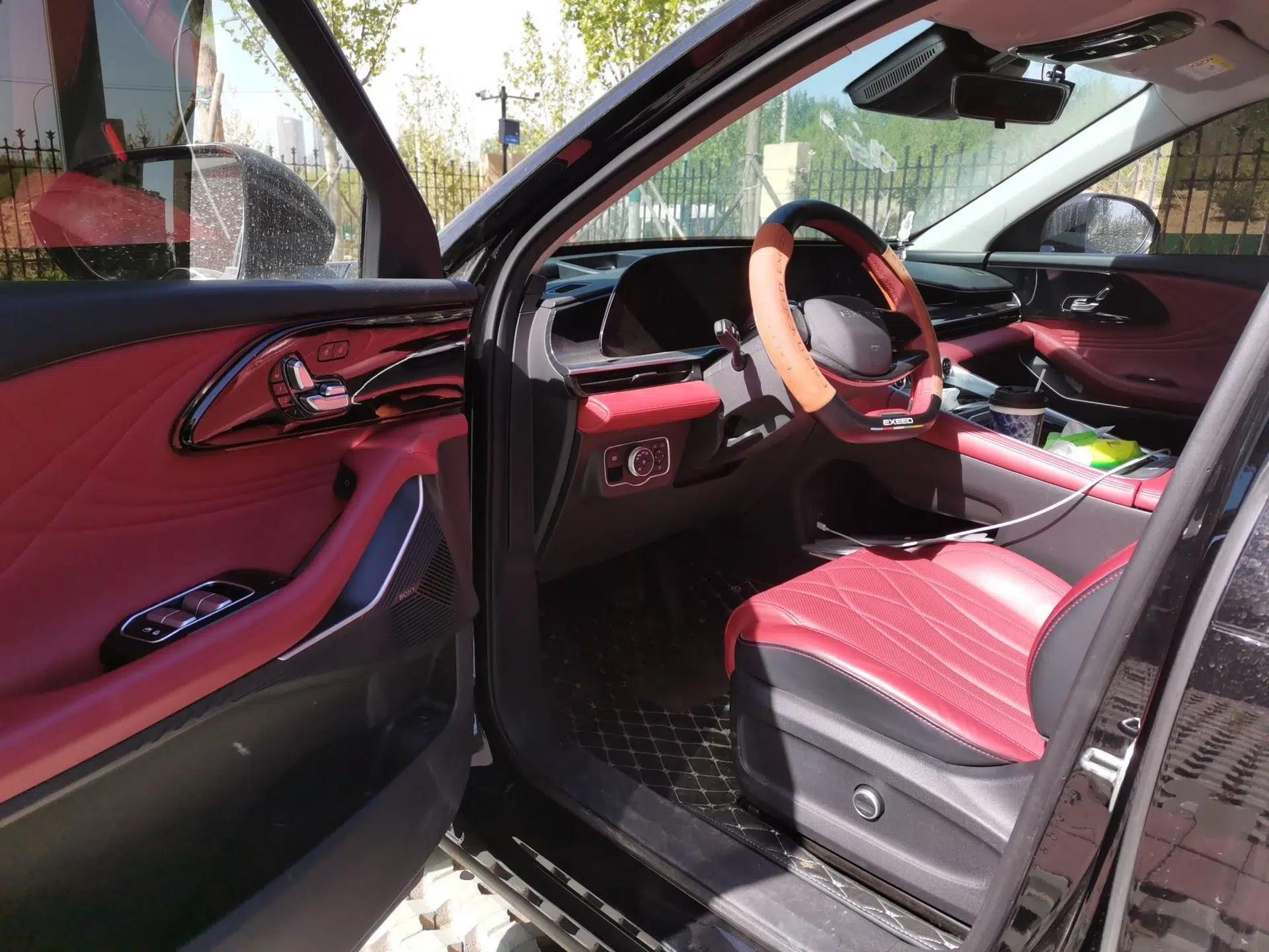 EXEED Stellar 2023 400T Four-Wheel Drive Premium Flying Fish Edition — миниатюра 17