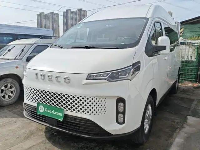 Iveco Fidato 2023 B33 Passenger Bus 2.0T 110 kW Automatic Starlight Edition High Roof