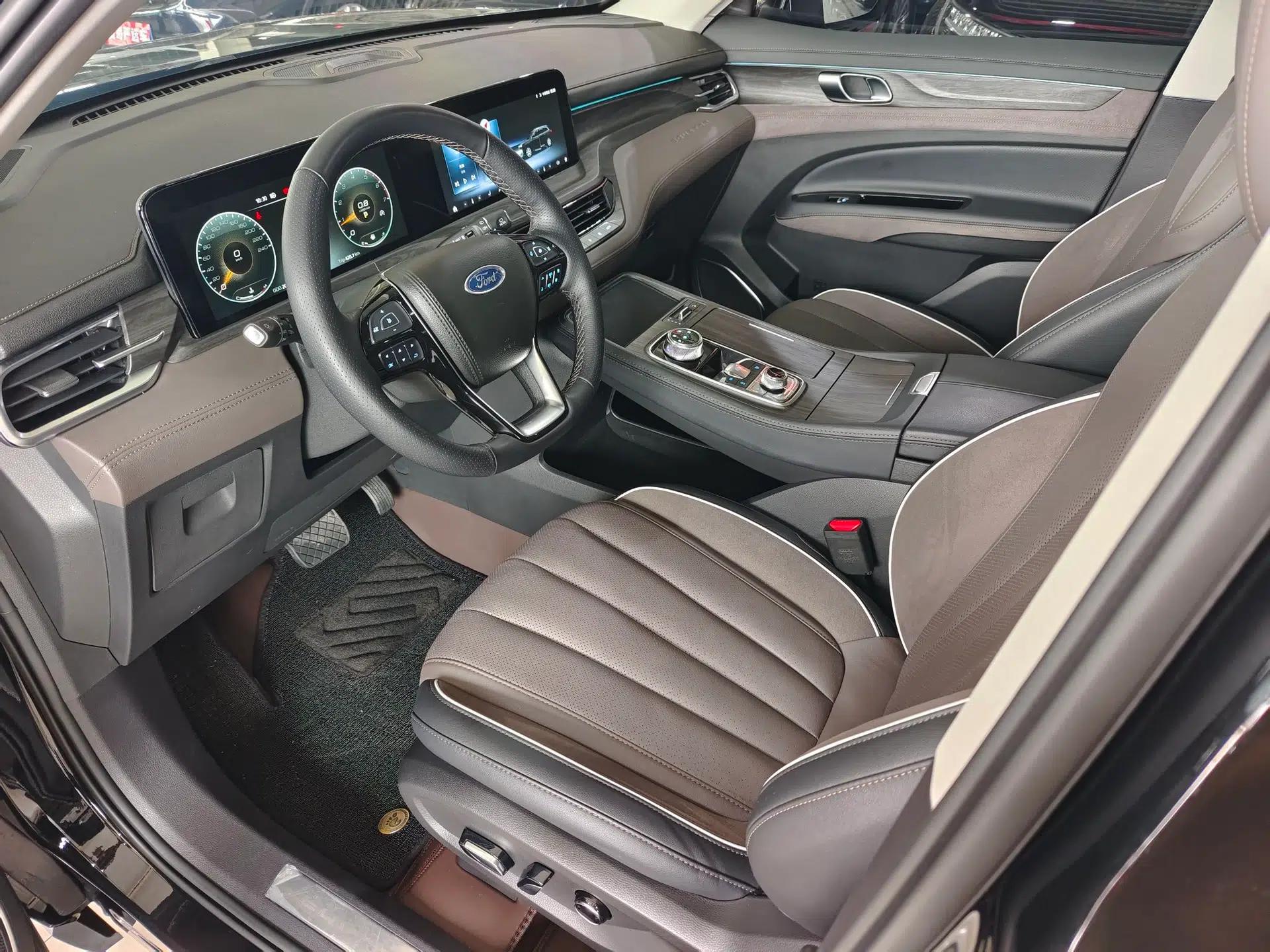Ford Equator 2023 EcoBoost 225 Premier 7-Seater (2/3/2) — миниатюра 15
